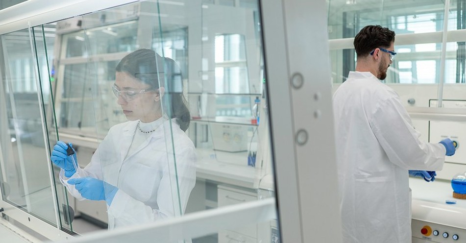 Dari Laboratorium ke Posisi Manajemen: Bagaimana Caranya?
